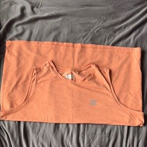 Alaskan hard gear Active Orange Tank Top